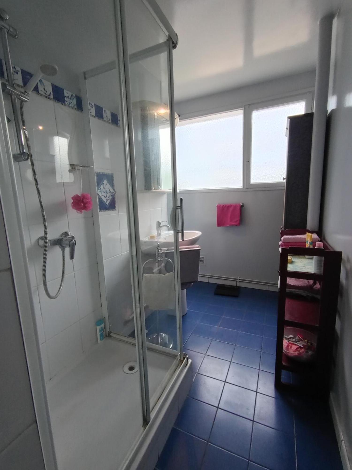 Chambres Cosy Paris Centre Au Pied Du Metro Luaran gambar